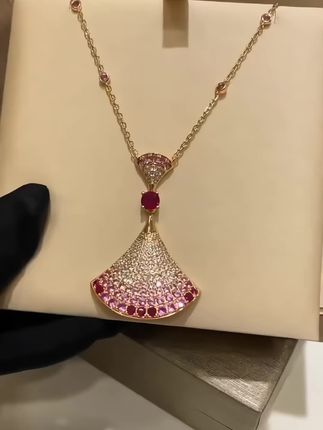 绝美!这条轻奢满钻小裙子项链谁能不爱?