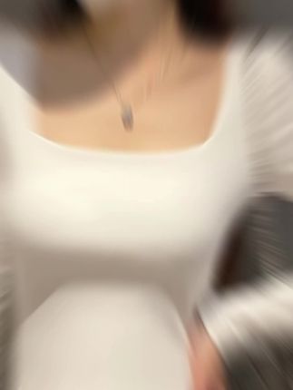 白色短款方领长袖t恤女春秋低领打底衫内搭紧身u领显瘦百搭上衣潮#极简穿搭 #ootd穿搭 #穿搭小心机
