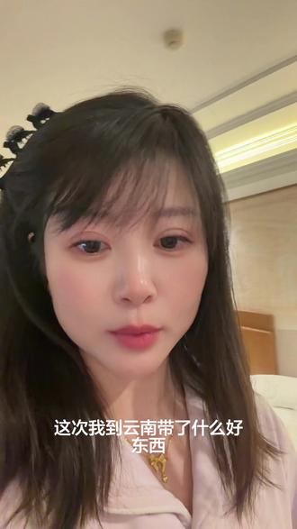 近期来云南的一定要做好攻略,云南的紫外线真是太强了,一定要带防晒霜还有墨镜,不要带太厚的衣服哈#云南旅游攻略