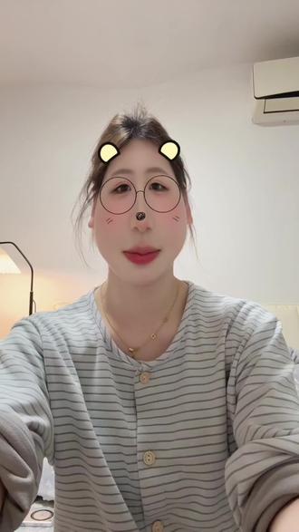 测评5:薛记炒货红薯干➕迪拜软曲奇榴莲味