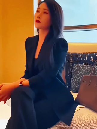 高级感干练气质女装春秋2025年新款时尚职业修身收腰黑色西装外套#女士西装