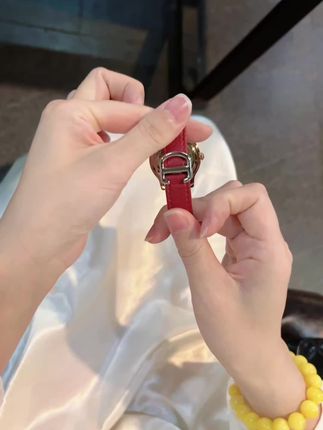 不管何时,生活的目标是健康和快乐。#女表 #时尚女表