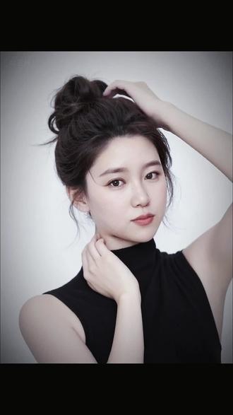 烟是魔 酒是佛 不烟不酒难成佛 烟养人酒养魂 烟酒齐倒夜销魂,烟酒不及情伤人,酒醉人醒夜销魂。没有清晨的粥,那就倒满深夜的酒,人生苦短帮我倒满!