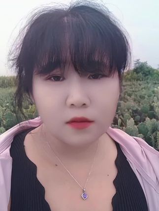 #超能结果子的仙人掌  我们都在用不同的方式长大,谁也没有轻轻松松,不要难过,反正人生就是风风雨雨