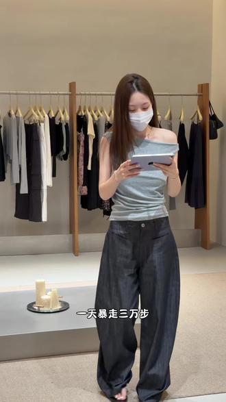 一天暴走3万步~四季青拿货Vlog|锁定20个热门爆款~ #穿搭笔记 #氛围感穿搭 #日常通勤穿搭 #简约风穿搭 #ootd每日穿搭