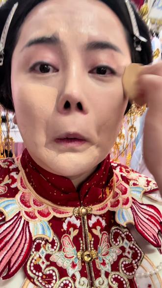 一帘衣梦 黄鹤楼妆造馆 #武汉#黄鹤楼 #汉服妆造
如果说半小时能搞好妆造的赶紧跑吧