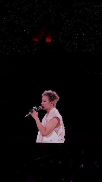 人为什么不能一直住在罗曼城#汪苏泷 #明日世界 #这个世界不能没有演唱会