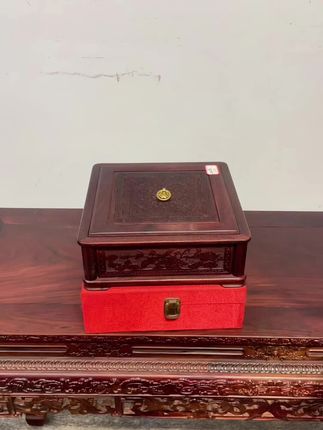 小叶紫檀雕花果盘实木分格干果盒糖果盒客厅家用零食坚果盒#工艺礼品 #红木家具