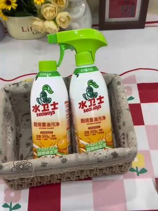 大瓶耐用超划算!水卫士油污净1L装大容量,加送喷头,一次能用大半年。单瓶均价低,对比同类产品性价比高,家庭囤货超合适。