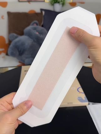 准备剖腹产的姐妹,这个洗澡防水贴一定要准备,产后一周就可以洗澡了,但是刀口还不能沾水,一定要贴上这个洗澡防水贴#待产包#洗澡防水贴