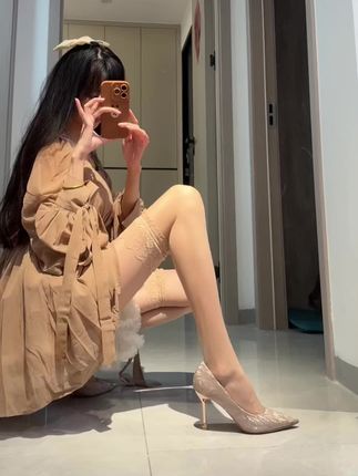 宠粉第264集 为我的247310位粉丝发的#maxorz #云很慢 #今日穿搭 #ootd穿搭 #高跟控
