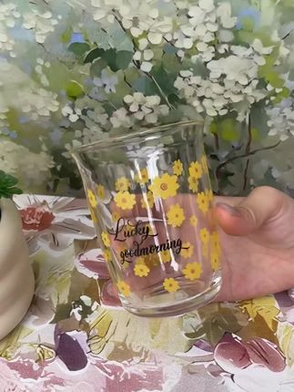 #热门话题 果汁玻璃杯水杯 颜值高到逼你多喝水的杯子!一天8杯水轻松达标!承包你所有饮品时光,杯身线条利落握感趁手,通透杯体装牛奶显温润,盛果汁能映出缤纷的色泽,一人一杯或与家人分享,两只成对好看又实用#日用百货#果汁杯#杯子#果汁杯推荐一下@抖加🔥上热门🔥dou+🔥热点宝