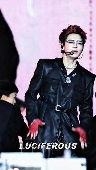 小皮裙,大波浪,一扭一晃真像样~
视频cr:@银河契约 | Stellar_蒲熠星
#蒲熠星 #蒲熠星音乐节 #小皮裙大波浪