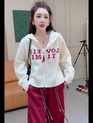 时尚上衣裤子百搭套装#显瘦穿搭 #气质穿搭 #洋气减龄 #秋冬穿搭