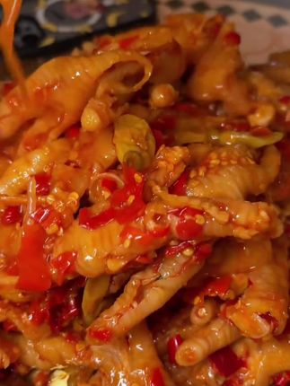酸辣无骨鸡爪吃起来就是过瘾#超好吃 #下饭菜 #好吃到爆 #美食 #无骨鸡爪