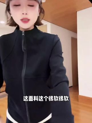 2025春秋【归影】立体剪裁极简显瘦立领修身外套#摆脱路人感的秋冬穿搭思路#告别土味的不费力素颜穿搭#早秋松弛感穿搭#显瘦穿搭#高级感穿搭