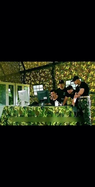 我是特种兵之小庄,陈排小庄听从苗连吩咐,参加狗头老高特种兵选拔,#军旅剧 #我是特种兵 #好剧推荐 #影视解说 #小庄之后再无特种兵