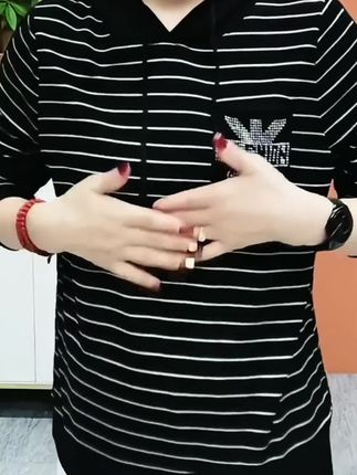 #新款时尚t恤衫 #高品质女装 #气质优雅穿搭 #遮肉显瘦显高贵 #谁穿谁漂亮