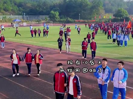 现在的10后又用上qq了 (cr:希言希语)#qq #搞笑 #社交