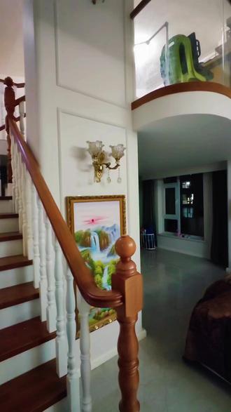 零基础一分钟学会宫崎骏治愈系丙烯画。画画就是要轻松好玩,没有技巧一学就会,你也快来试一下吧。还想学什么可以评论告诉我哦。#跟着抖音学画画 #零基础学画画 #画画 #绘画教程 #风景画