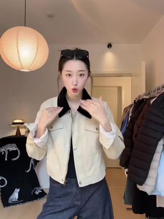 拼接撞色英伦风短外套女2025春季新款复古高级感时尚气质翻领夹克#外套#新款上新 #复古高级#时尚气质#夹克