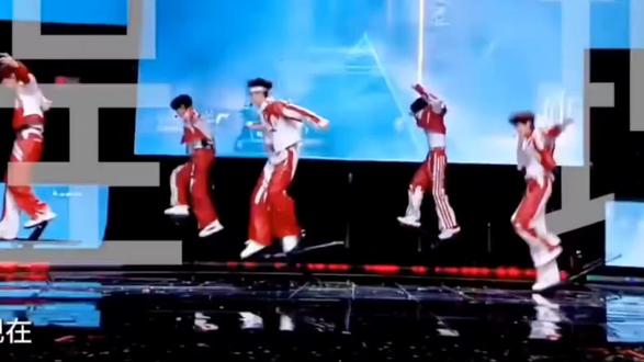 为什么心疼总是有时差,为什么公司总是不保护他
#左航 #荣耀之战 #受伤 #你觉得你担杀疯了的图 #防爆