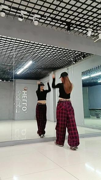 ㊗️所有友友2026马到成功,一马当先,财富自由,健康快乐幸福平安!#2026踏马向自由#原创作品#全网都在跳这个舞