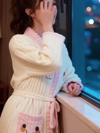 #甜美穿搭 #睡衣穿搭 #减龄气质 #在家也要美美哒 #慵懒风穿搭 @抖加🔥上热门🔥dou+🔥热点宝