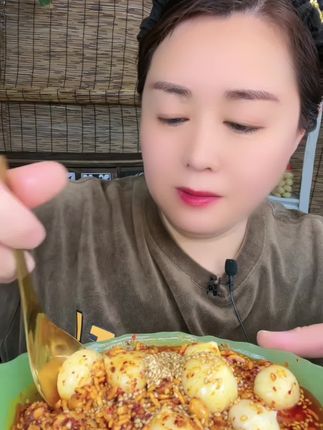 蒜友儿们乐姐糖醋独头蒜口感好,嘎嘣脆喜欢吃的放心下单哦!#乐姐糖醋蒜#品质保证