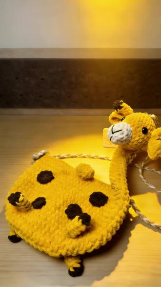 🦒 长颈鹿包包(包身)4-23圈钩织教程
线材:冰条线
钩织:6.0
钩织长颈鹿包包、亲子包包
#钩针教程#长颈鹿奶奶 #钩织包包#长颈鹿包包 #真实生活分享计划