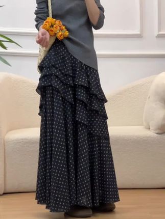 不规则格子半裙#慵懒风穿搭 #出游吸睛look #长裙控 #气质半身裙