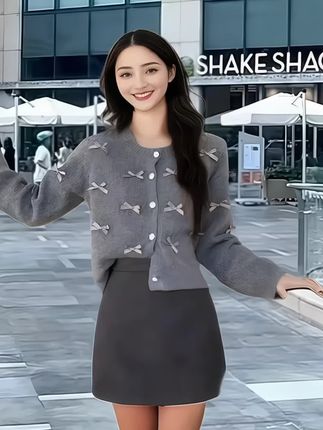 #秋冬基础款打底合集 #解锁秋季一周色彩灵感穿搭#早秋姐感气质穿搭#轻松摆脱路人感的韩系穿搭#半身裙