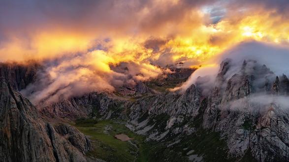 一觉醒来成狗💩了#SBTI测试 #狗屎人 #摄影 #抖音摄影美学大赏 #我在抖音聊旅行