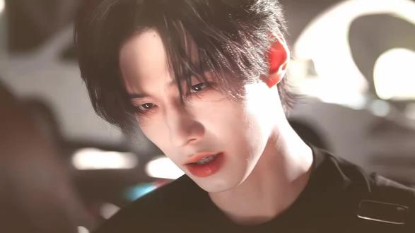 是的没错,就是想和你有什么关系 #抖音双轨班 #双轨 #靳朝 #何与 #虞书欣