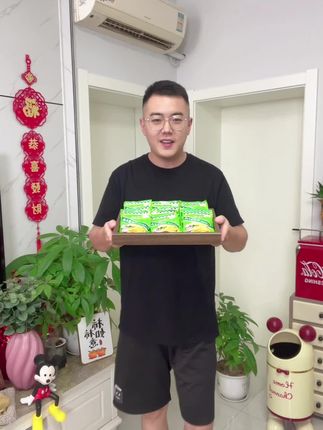 2.99发十包还包邮到家的榨菜你们抢到了吗?#太好吃了 #榨菜 #涪陵榨菜