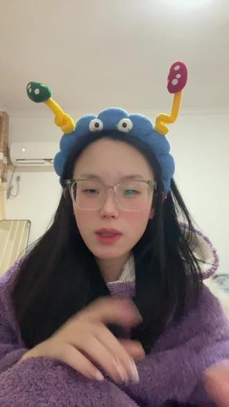 快乐小马#快乐小马 四位太养眼了#黄子弘凡 太争气了#春晚 #日常唠嗑 #快乐小狗