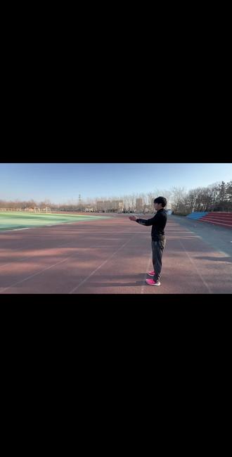 来人挑战一下 #体育生 #立定跳远 #训练#体考