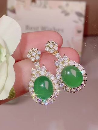 #闪闪惹人爱 #精致女人 #玛瑙玉髓 #耳饰 #修饰脸型