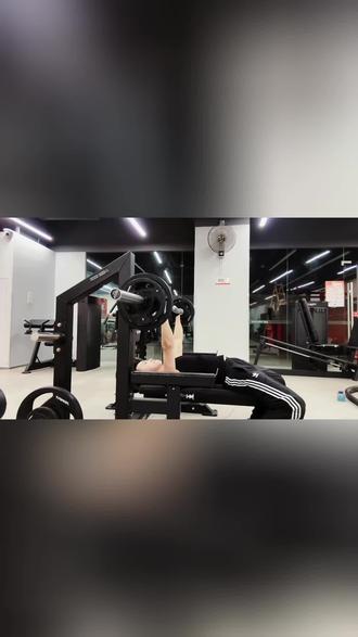 #健身最大的天赋是坚持 #健身的意义在于重塑自我 你不说要努力嘛?你努力了嘛