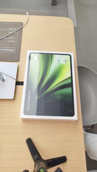 沉浸式开箱 iqoopad6Pro来了#IQOO #IQOOPad6Pro #vivo体验店 #大咖成长日记