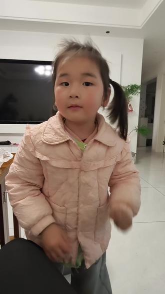 赛罗的兵又开始折磨我了#憋住不准笑 #奥特曼 #你相信光吗