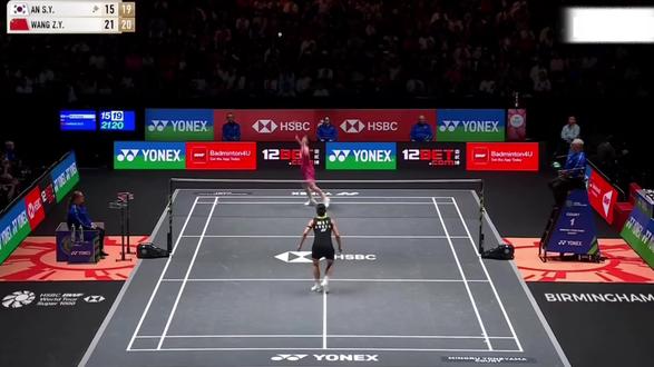 恭喜王祉怡战胜心魔!终结对安洗莹十连败获得全英赛女单冠军!
#你有多久没打球了 #羽毛球#全英赛