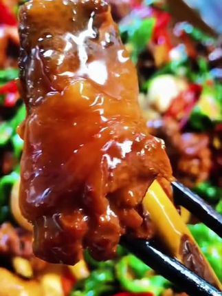 色香味俱全,拿捏的恰到好处#枣庄辣子鸡 #辣子鸡 #美食 #临沂炒鸡 #中秋送礼