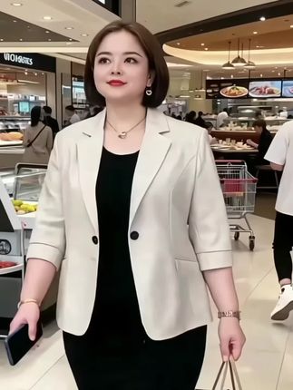早秋薄款大码西装外套 #春秋穿搭 #优雅气质 #时尚大方 #早秋穿搭三分钟出门不是梦
