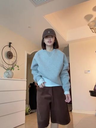 XiANJiE 2025早秋新款灯芯绒时尚百搭简约休闲高腰显瘦阔腿五分裤#暗线的电线坏了怎么换 #测绘是什么意思 #技术流 #墙面开裂如何修补 #碎屏