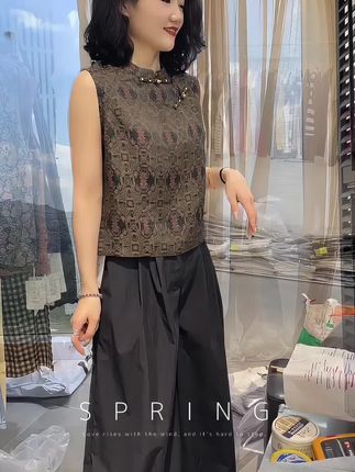 #高级感穿搭 #每天穿搭分享 #穿出自信穿出美丽 @巨量千川