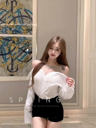 #简约又性感的辣妹穿搭 #美出高级感 #纯欲天花板 #辣妹穿搭 #今天穿什么