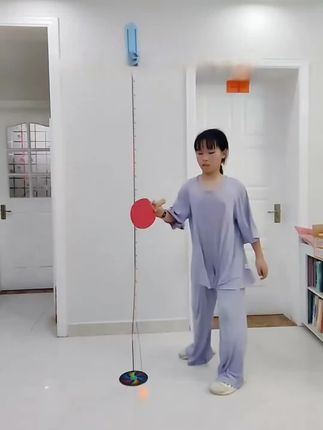 #创作灵感#有了这个乒乓球,孩子能玩一天。#儿童乒乓球训练器#预防近视乒乓球