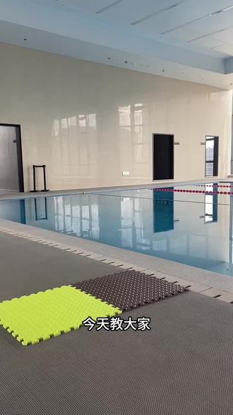 蛙泳基础:蛙泳压腿#宁波