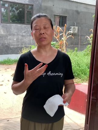 便宜实用,干湿两用,柔韧亲肤,原生木浆纸巾#卷纸 #生活用纸 #干湿两用纸巾 #农村生活 #我的乡村生活